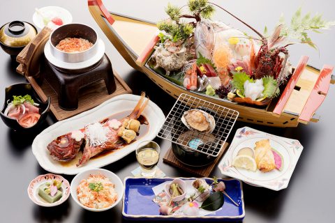公式 西伊豆小土肥温泉 茜色の海 あるじ栖 西伊豆の小土肥にある茜色に染まる夕陽が美しい 和モダン ベースの旅館です